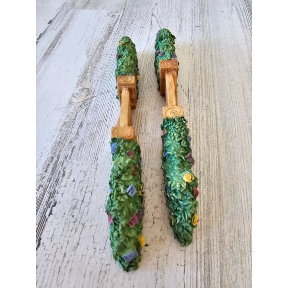 Easter village gate flowers shrubs fence decor spring figurine - Picture 6 of 8